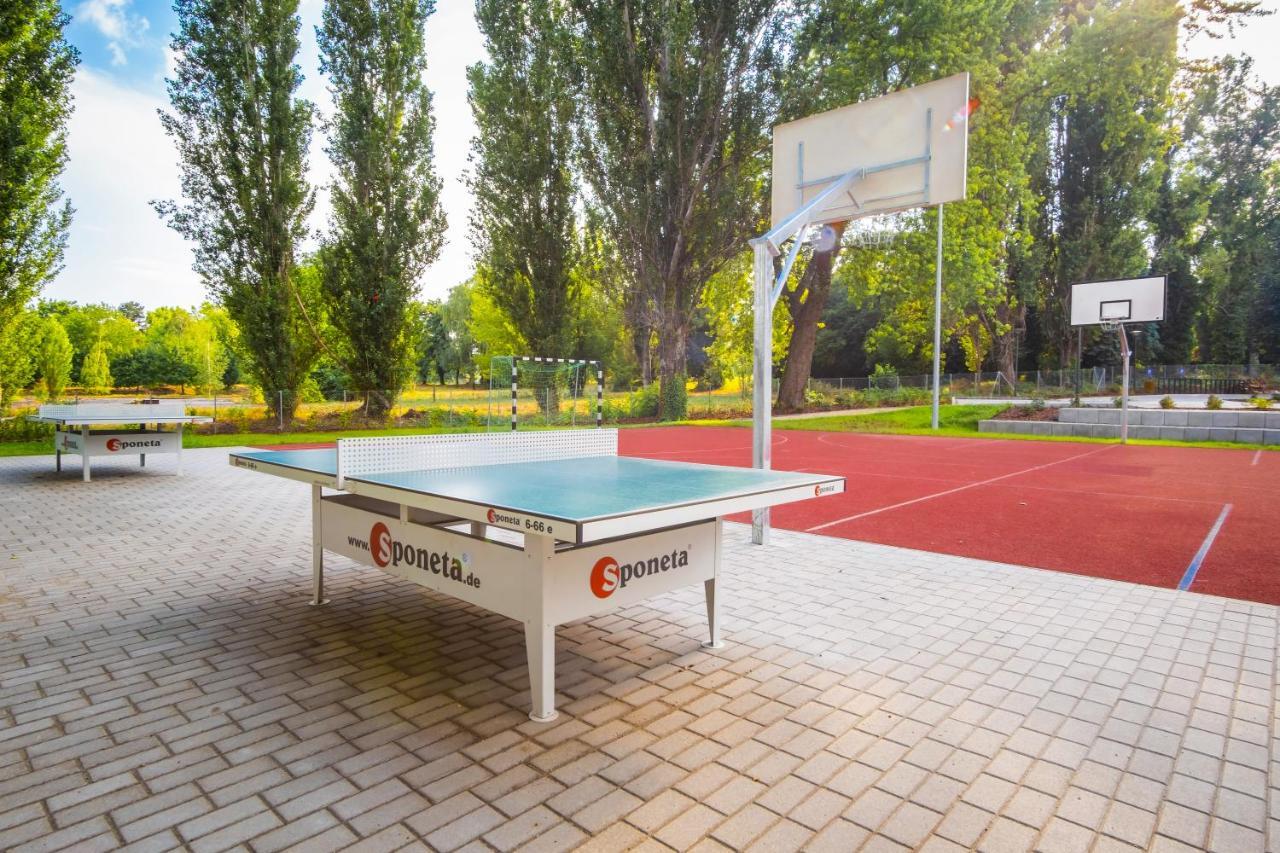 Ciszterci Rendezvenykoezpont Bed & Breakfast Balatonalmádi Exterior photo