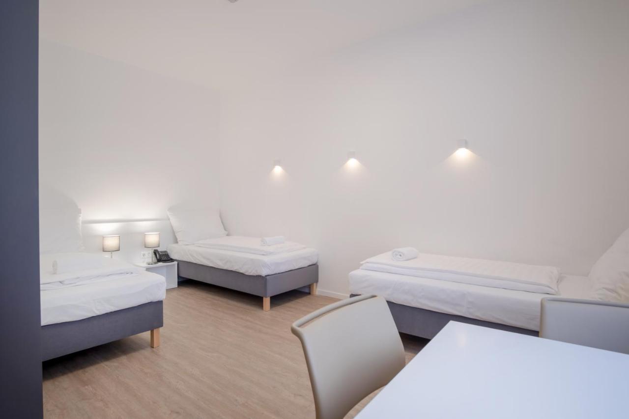 Ciszterci Rendezvenykoezpont Bed & Breakfast Balatonalmádi Exterior photo